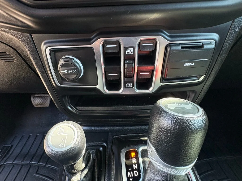 Used 2020 Yellow Jeep Unlimited Sport image 25