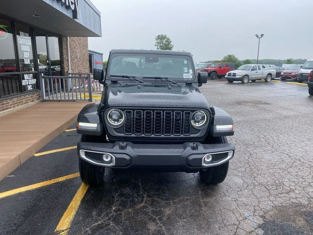 New 2025 Black Jeep Sport S image 2