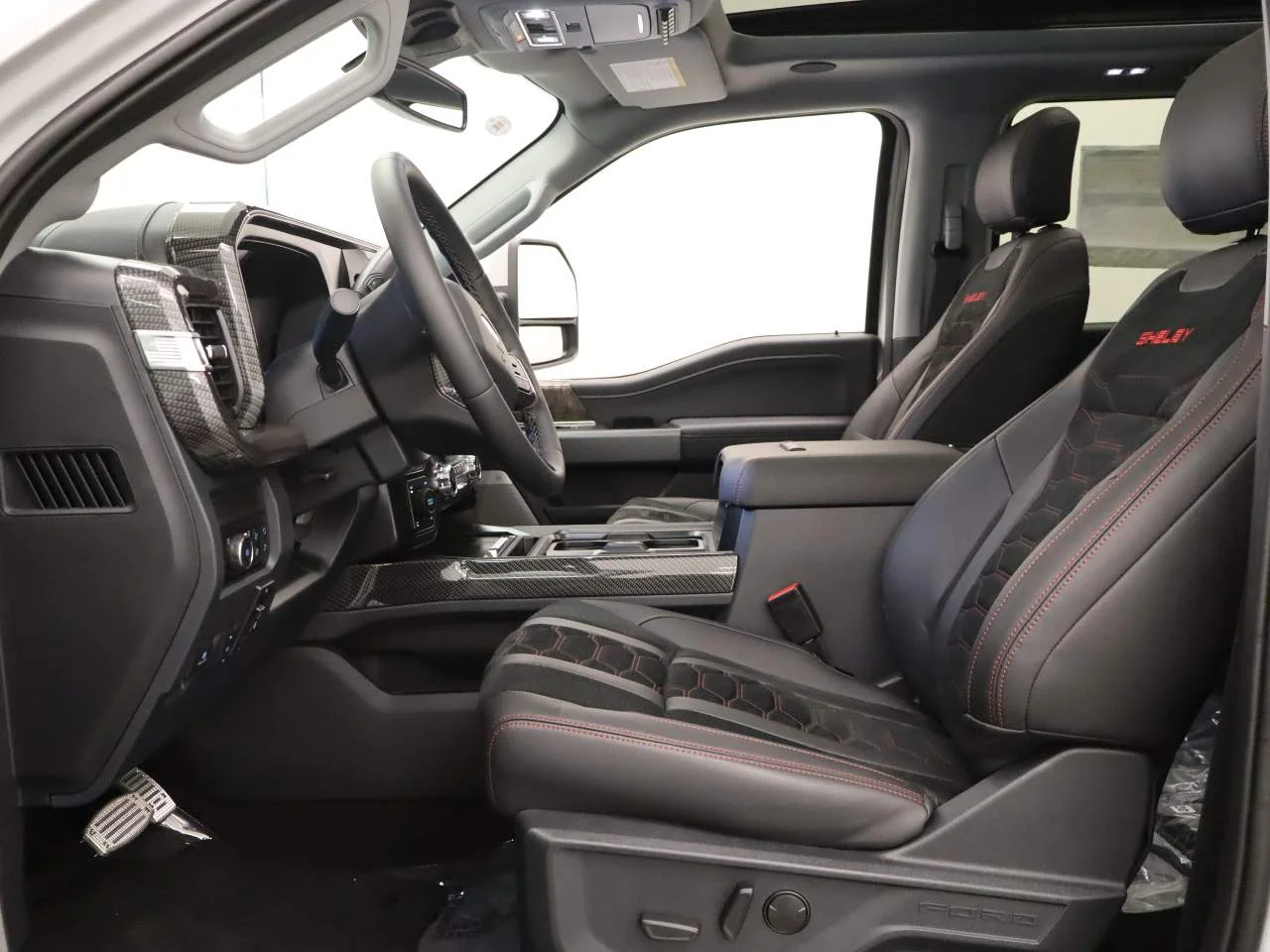 New 2026 Avalanche Ford F-250® Lariat® image 17