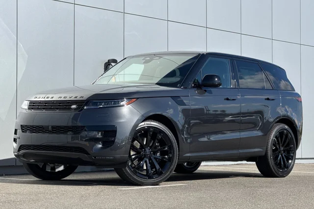 2026 Land Rover Range Rover Sport SE