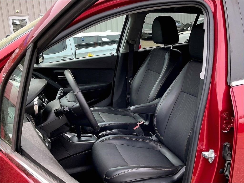 Used 2018 Red Chevrolet LT image 10