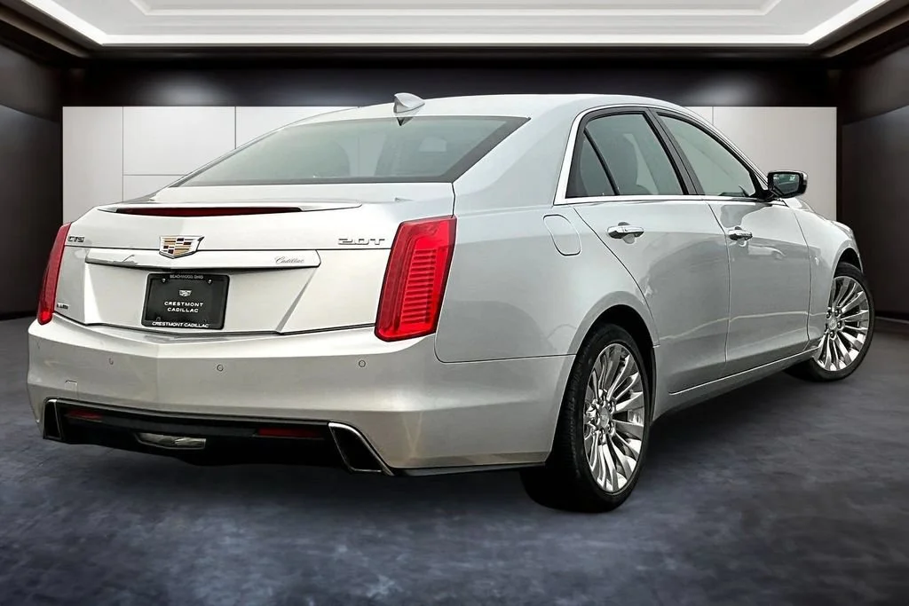 Used 2018 RADIANT SILVER METALLIC Cadillac Luxury AWD image 6