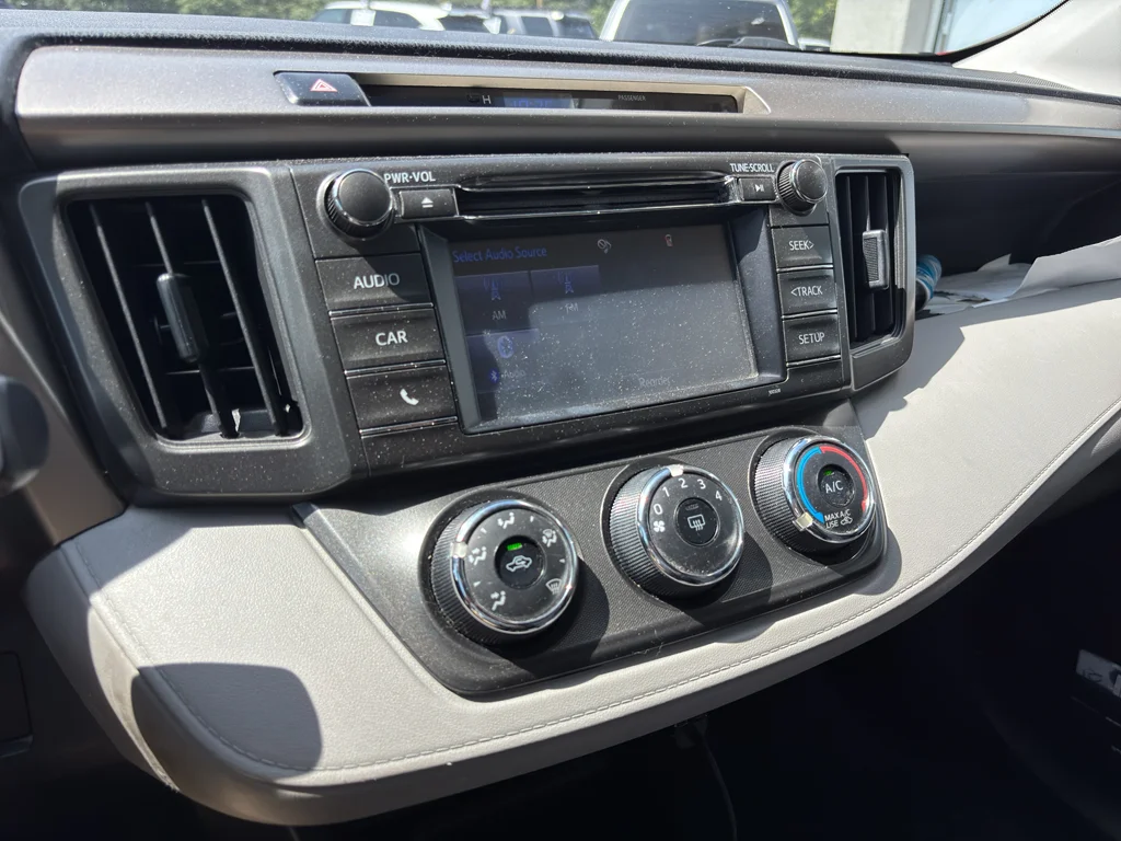 Used 2015 Barcelona Red Metallic Toyota LE image 8