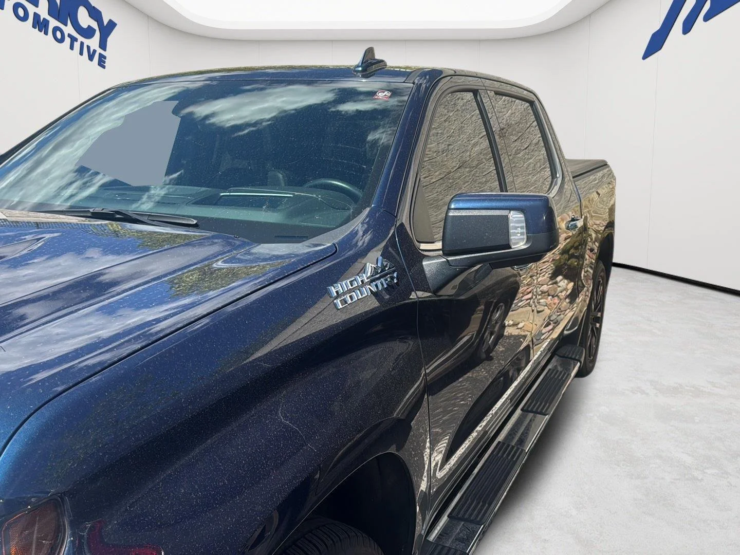 Used 2020 Northsky Blue Metallic Chevrolet High Country image 7