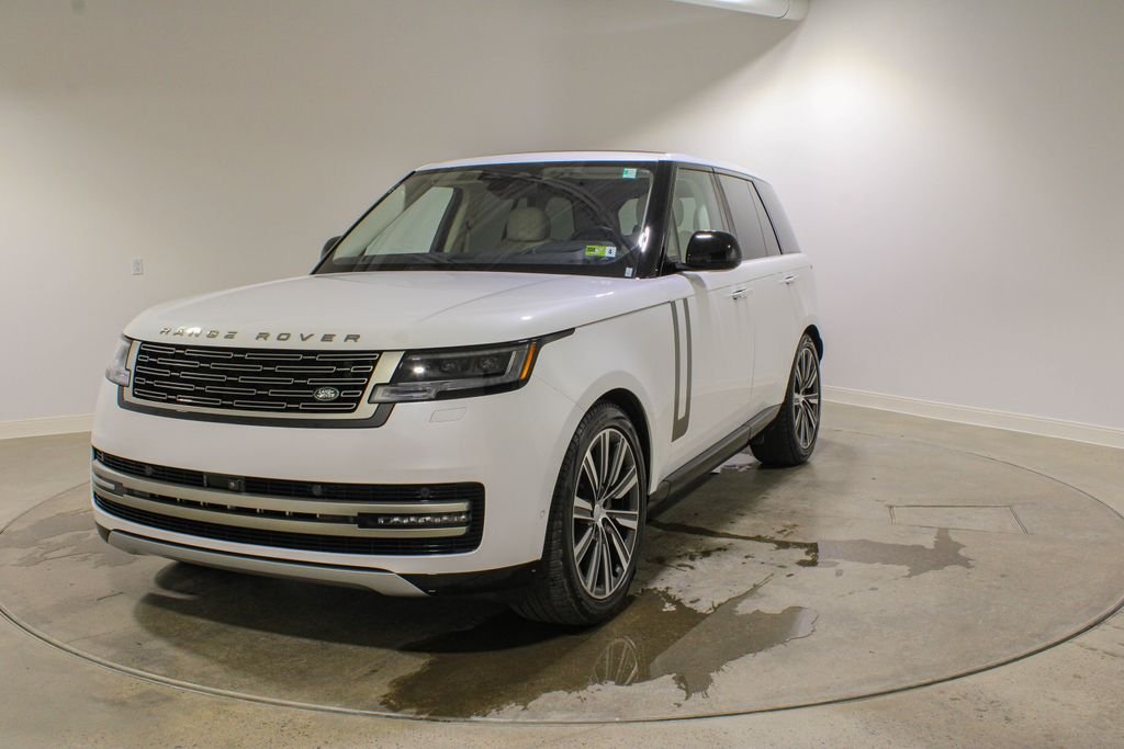 2023 Land Rover Range Rover 3.0 SE SWB's photo