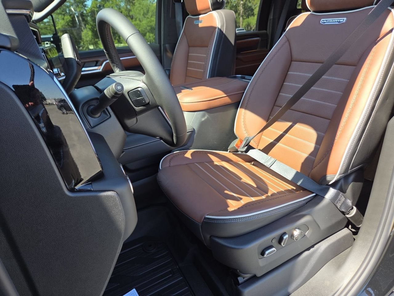 New 2026 Onyx Black GMC Denali Ultimate image 32
