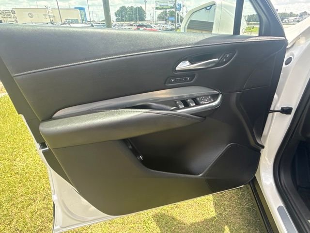 Used 2019 White Cadillac Premium Luxury image 11