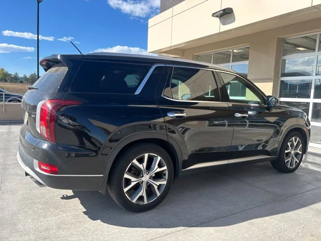 Used 2022 Black Hyundai SEL image 3