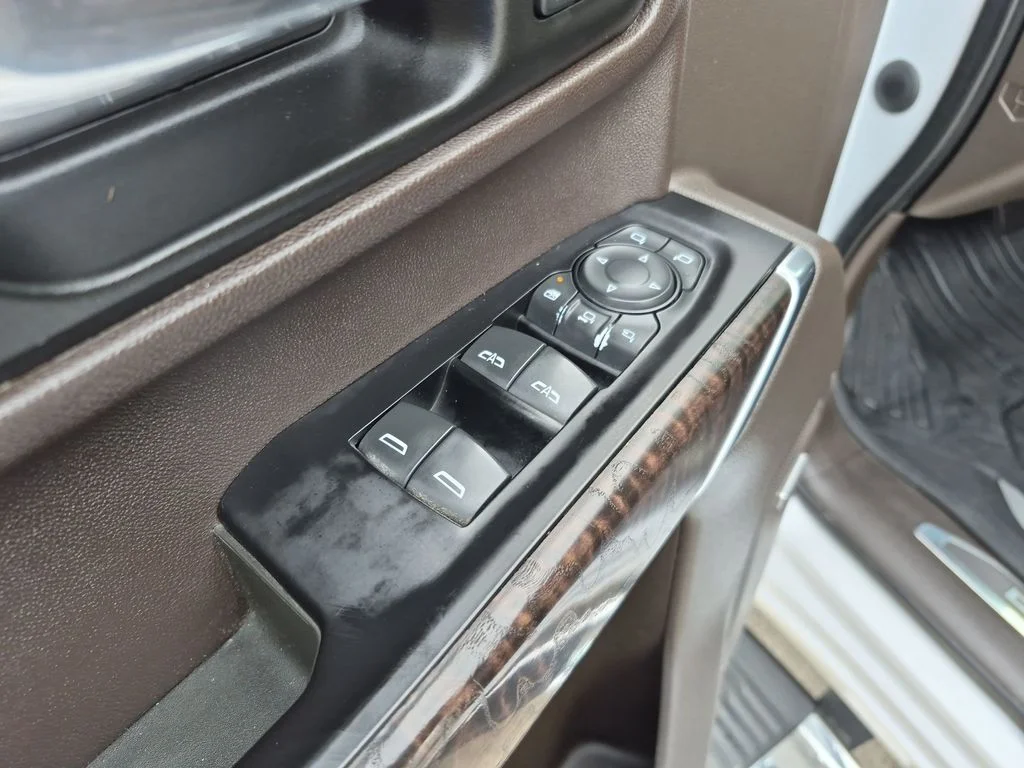 Used 2020 White GMC Denali image 18