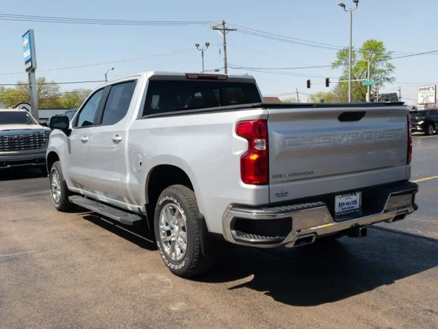 Used 2020 Silver Chevrolet LT image 7