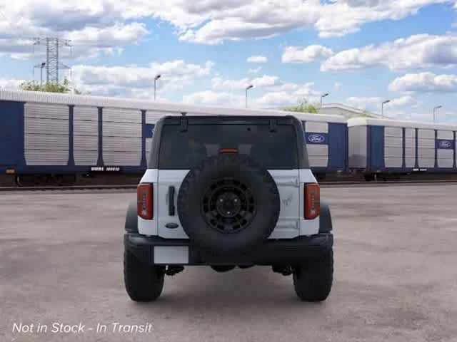 New 2026 Oxford White Ford Badlands image 5