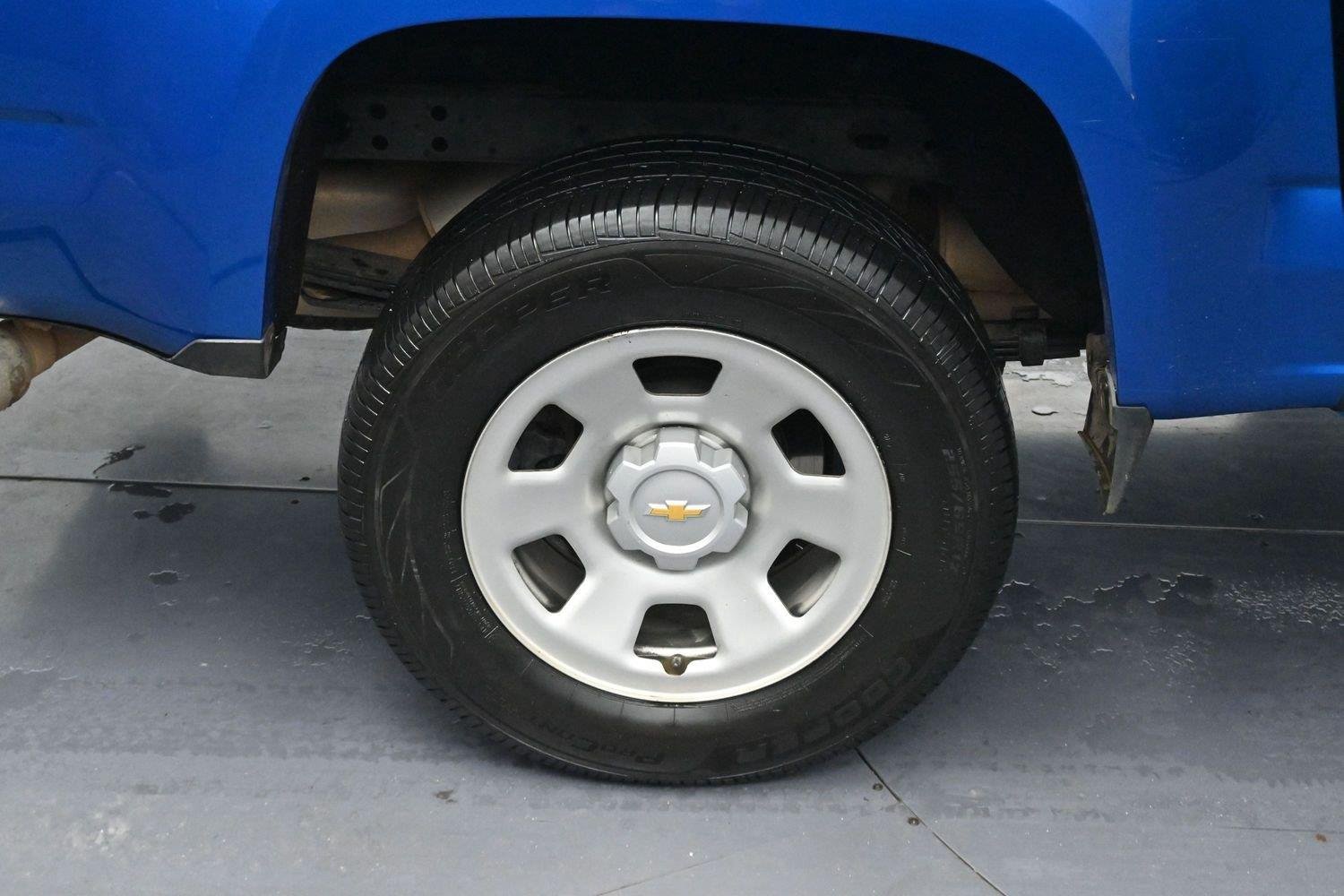 Used 2022 BRIGHT BLUE METALLIC Chevrolet 4WD Work Truck image 31