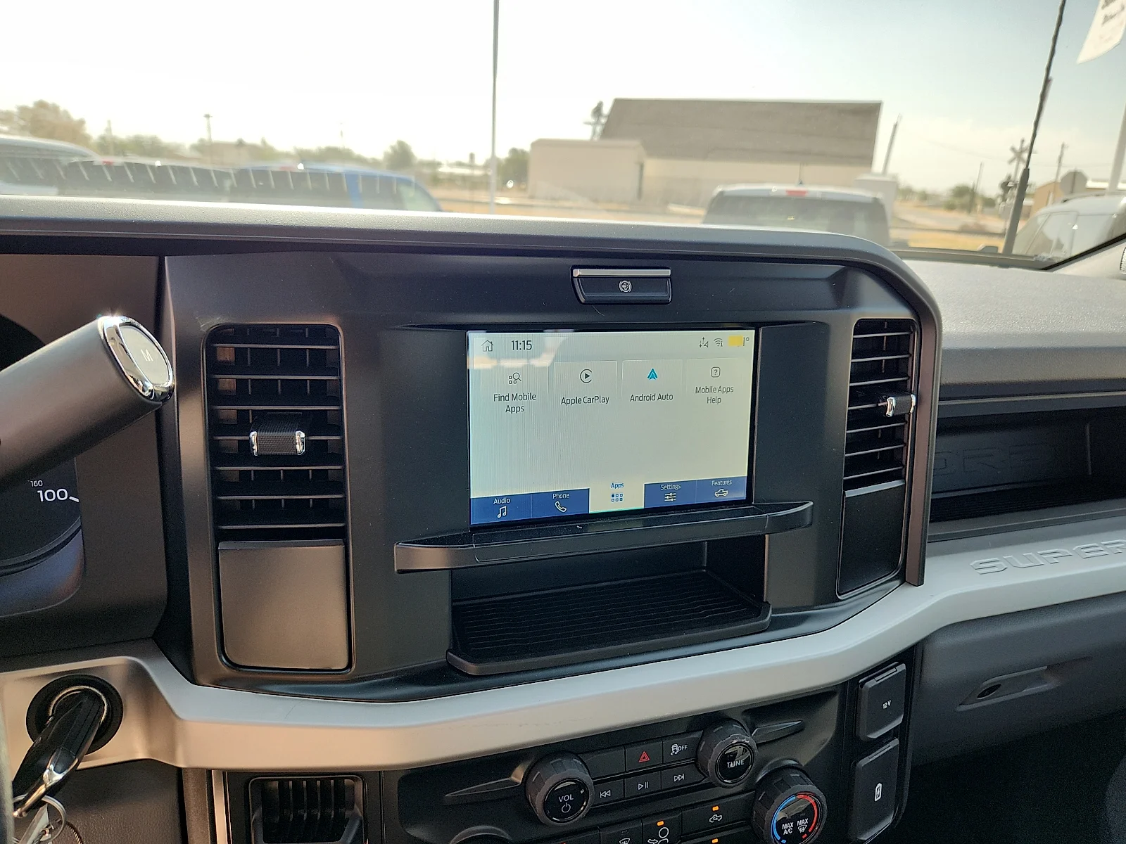 New 2027 Oxford White Ford XL image 24