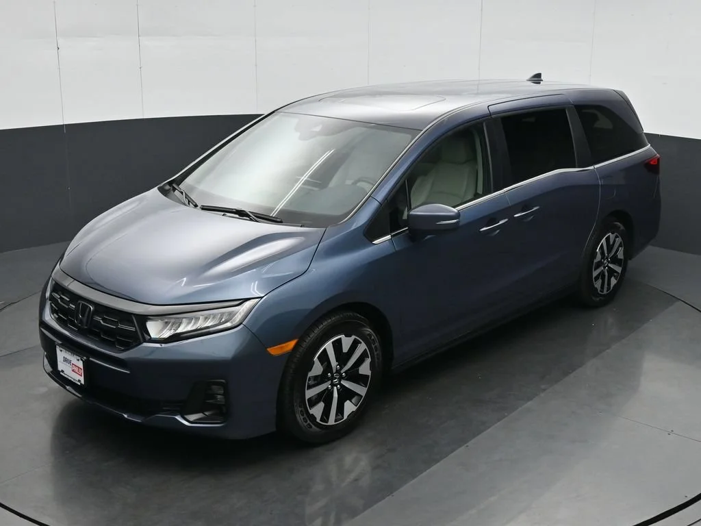 Used 2025 Black Honda EX-L image 18