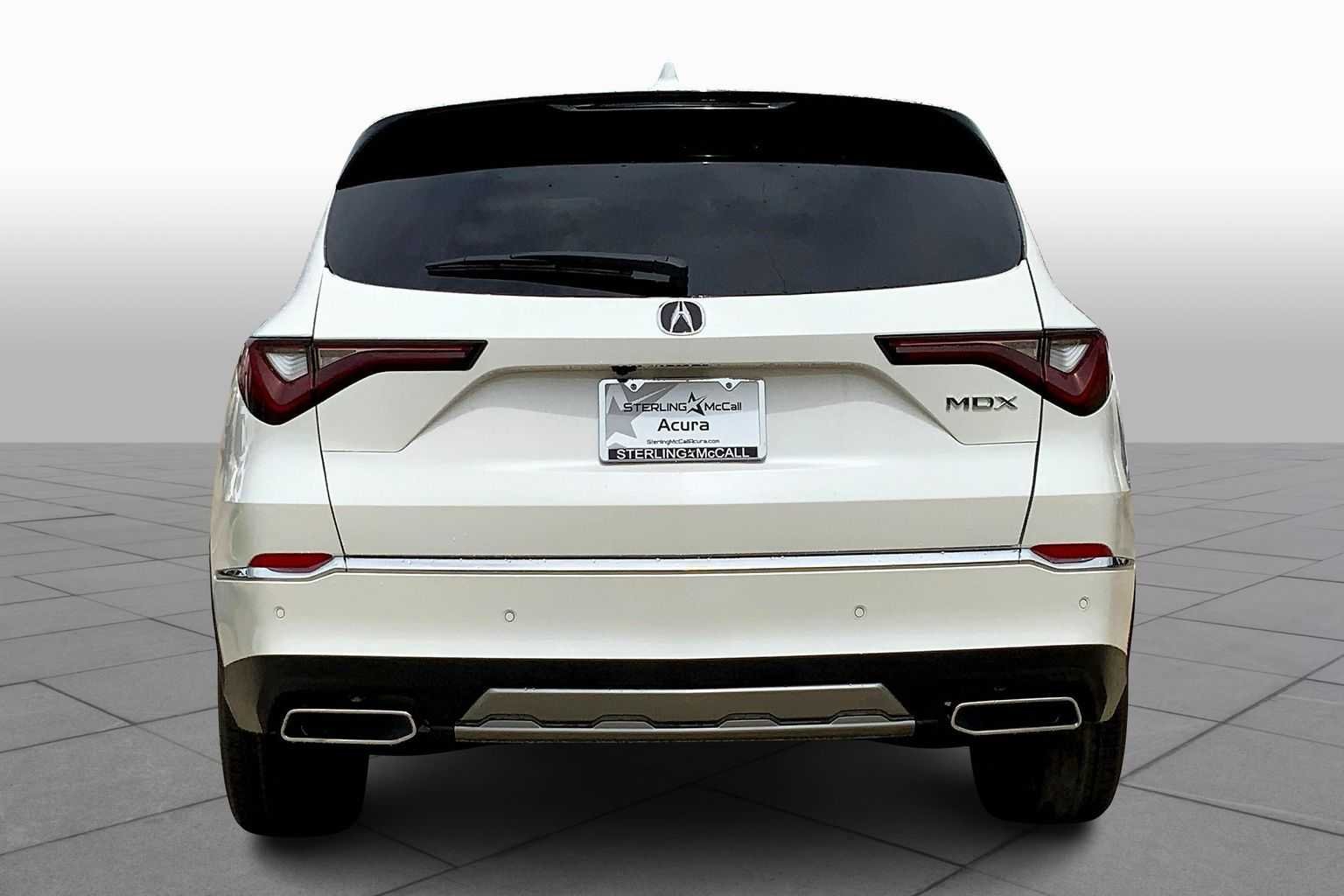 Used 2026 Platinum White Pearl Acura w/Technology Package image 4