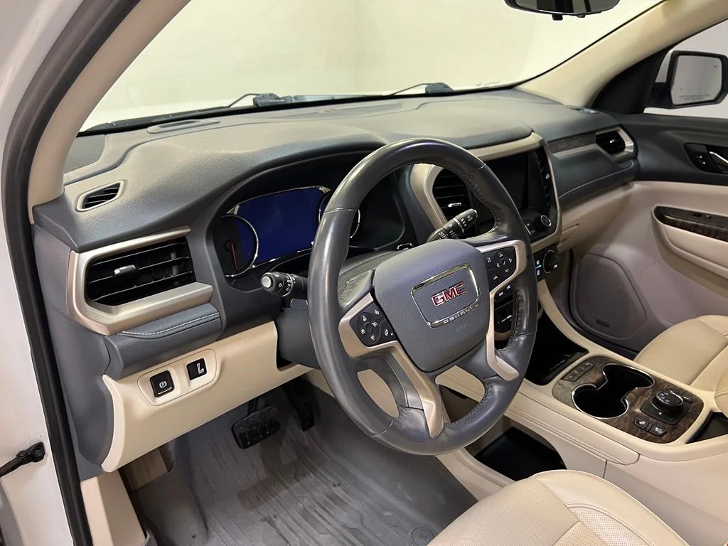 Used 2020 White GMC Denali image 17