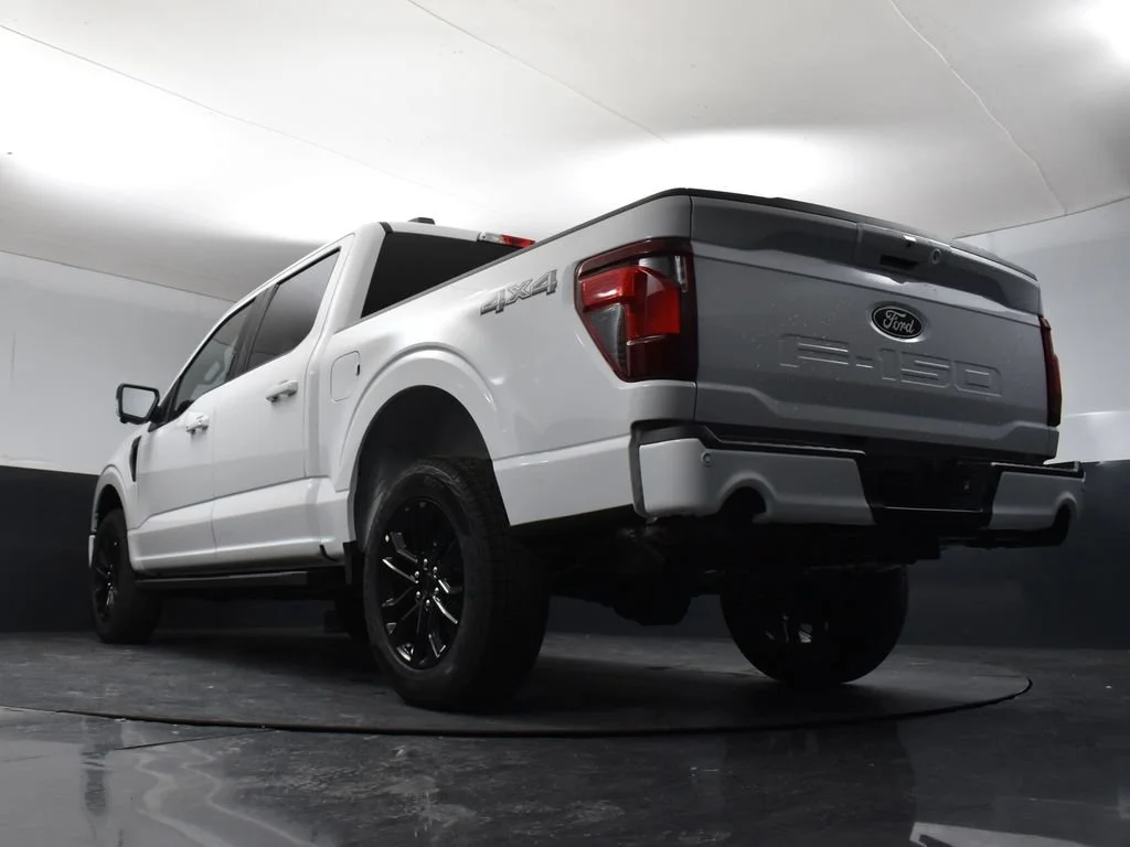 New 2026 Oxford White Ford XLT image 41