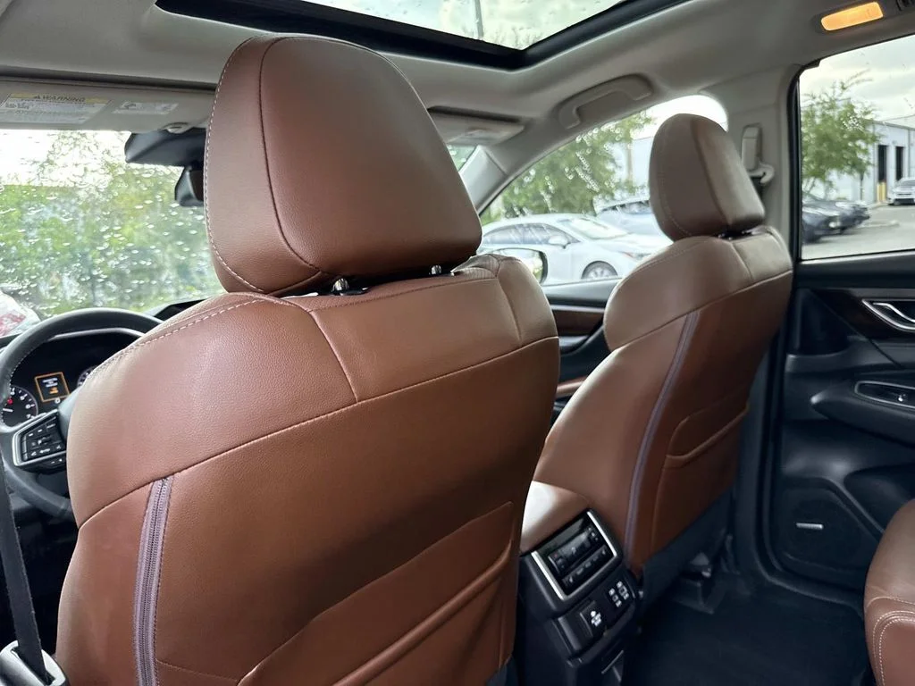 Used 2023  Subaru Touring image 13