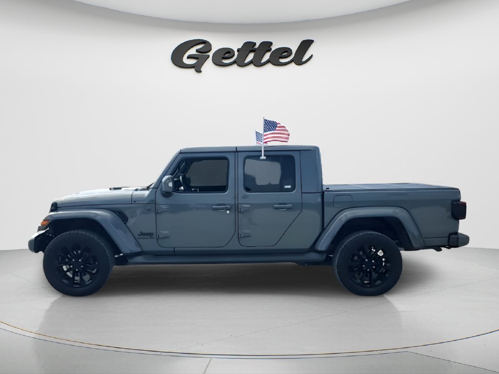 Used 2022 Gray Jeep Overland image 8
