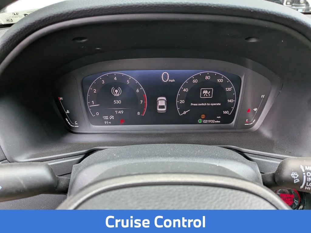 Used 2025 Red Honda SE image 18