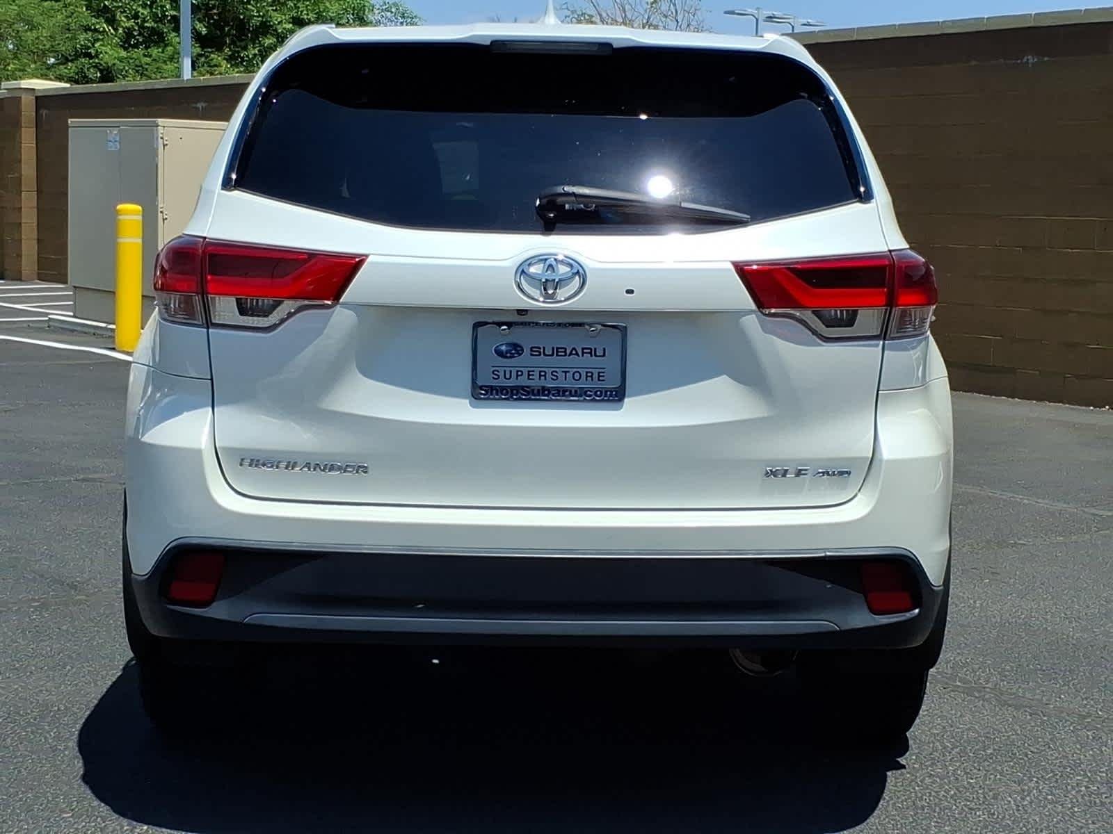 Used 2017 Blizzard Pearl Toyota XLE image 6
