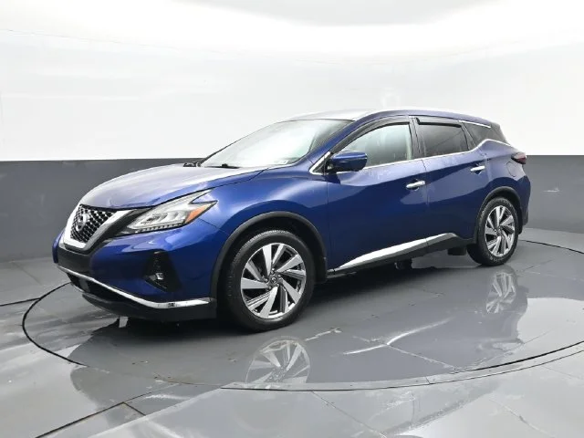 Used 2020 Deep Blue Pearl Nissan SL image 2