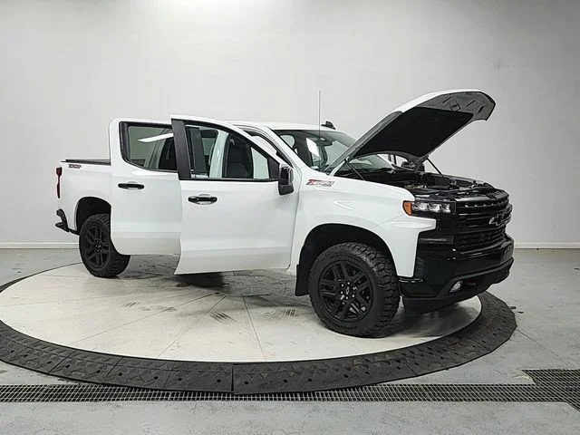 Used 2021 White Chevrolet LT Trail Boss image 9