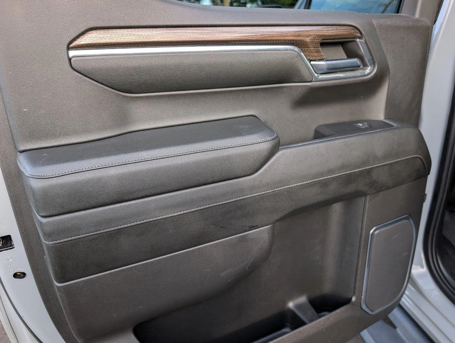 Used 2024 Slate Gray Metallic Chevrolet LT Trail Boss image 35