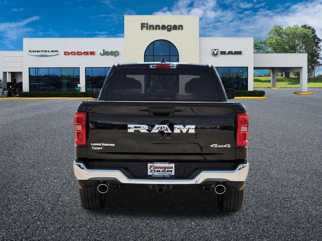 New 2026 Diamond Black Crystal Pearl-Coat Exterior Paint RAM Big Horn/Lone Star image 5