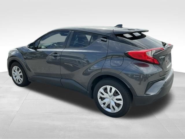 Used 2021 Gray Toyota LE image 6
