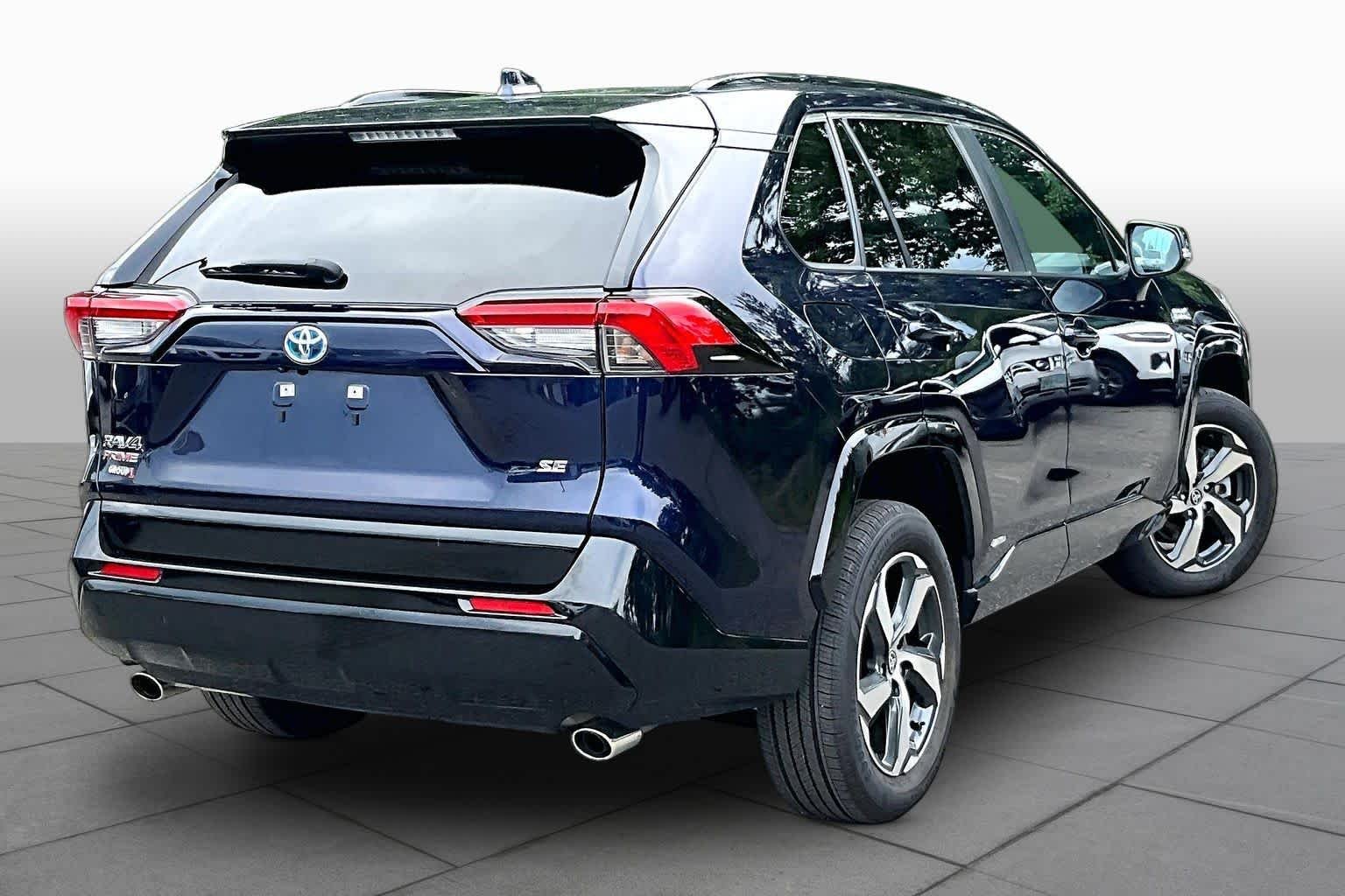Used 2024 Blueprint Toyota SE image 13