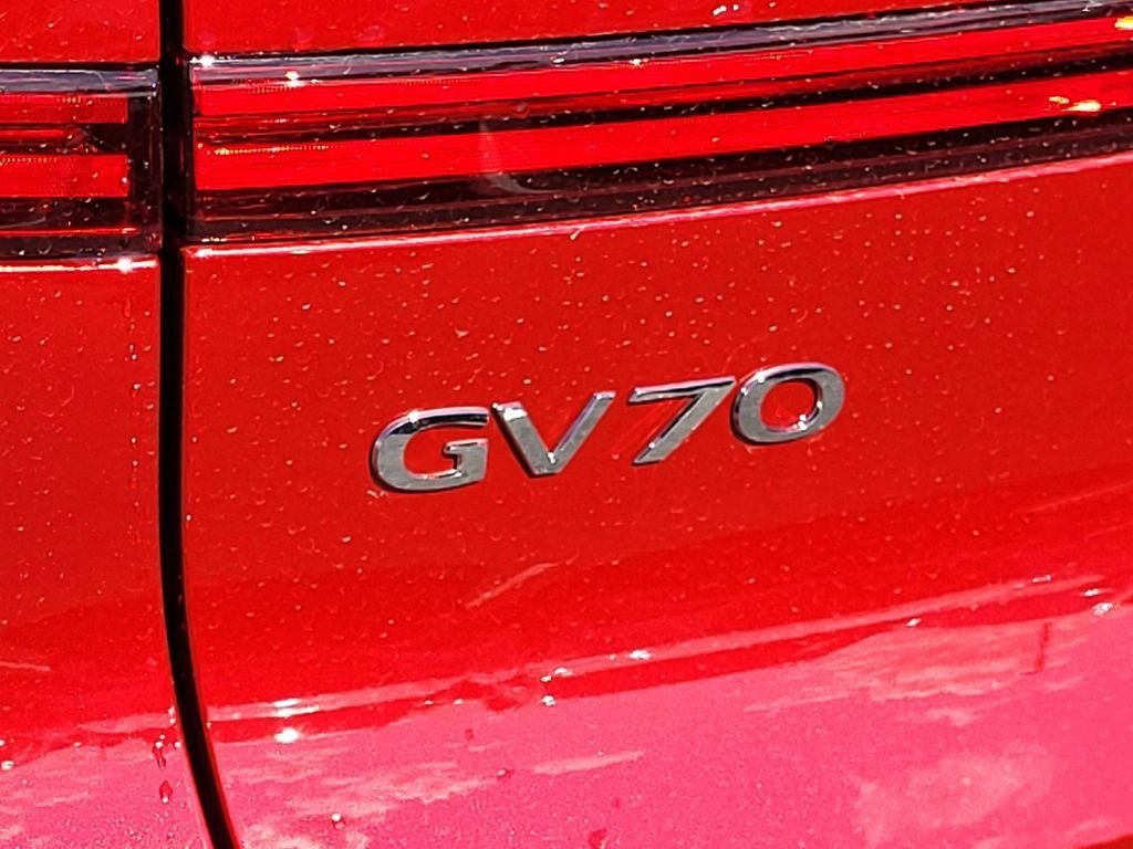New 2026 Red Genesis 2.5T Select image 11