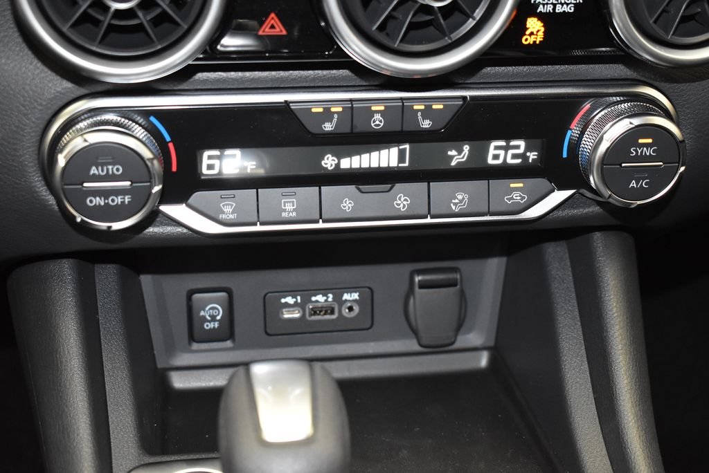 2025 Nissan Sentra SV - Photo 18