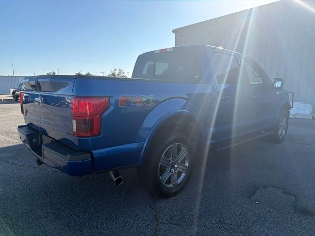 Used 2018 Lightning Blue Ford XLT image 3