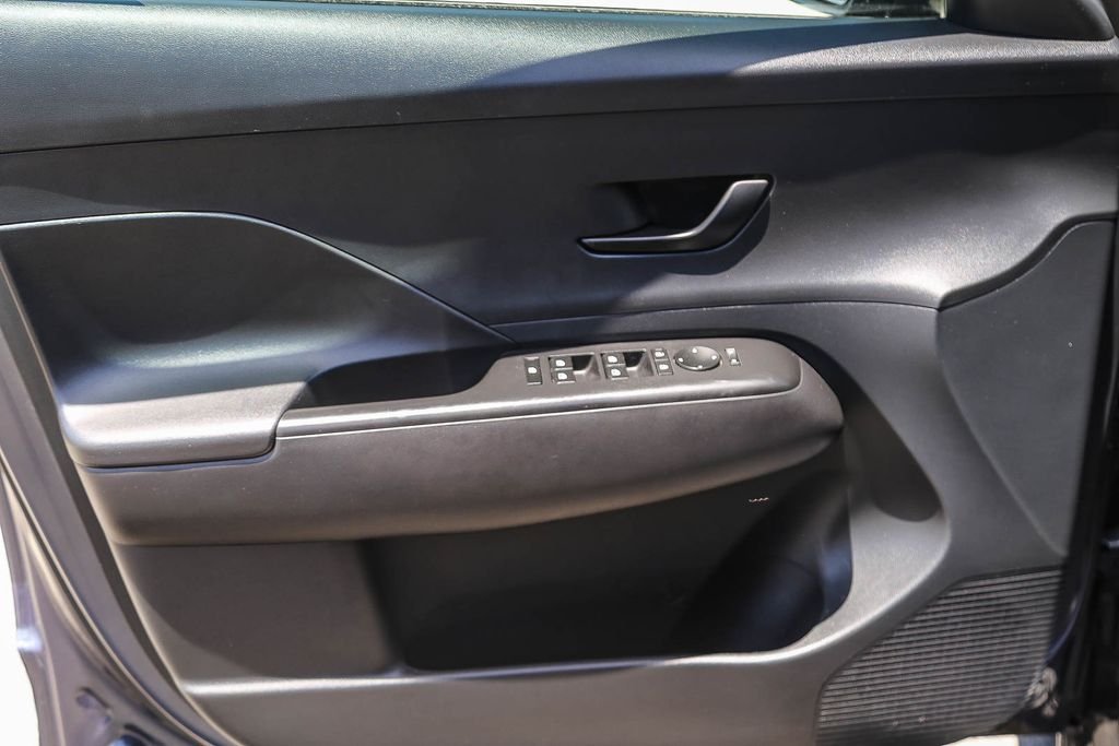 2024 Hyundai Kona SEL - Photo 21