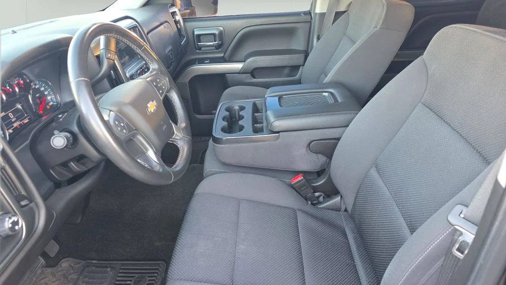 Used 2018 Black Chevrolet LT image 14