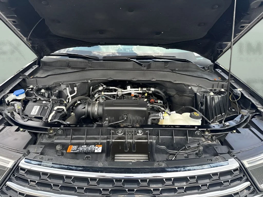 Used 2023 Black Ford XLT image 23