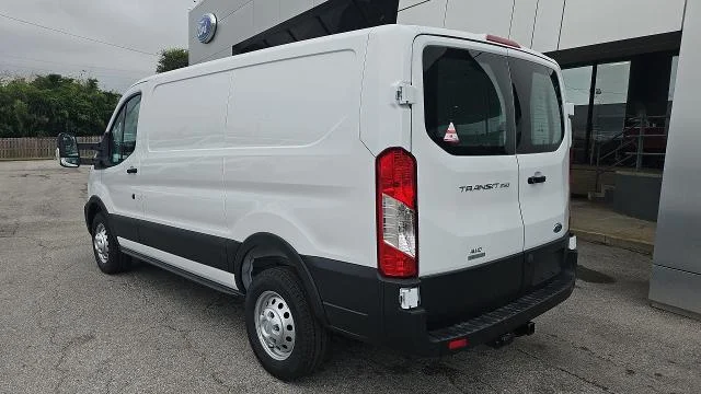 New 2025 Oxford White Ford LR CARGO AWD image 18