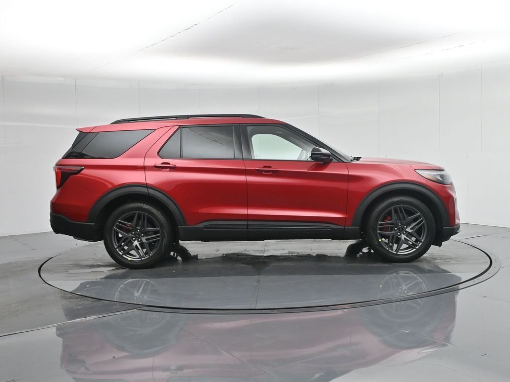 New 2026 Rapid Red Metallic Tinted Clearcoat Ford ST image 32