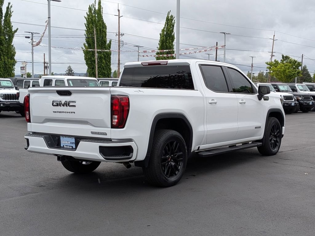 Used 2024 White GMC Elevation image 6