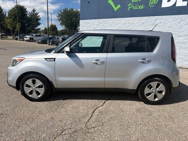 Used 2016 Bright Silver Kia Base image 2