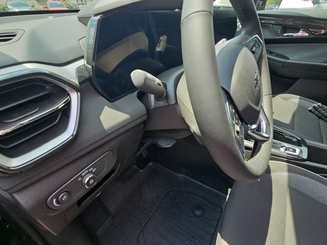 New 2026 Mosaic Black Metallic Chevrolet LT image 11