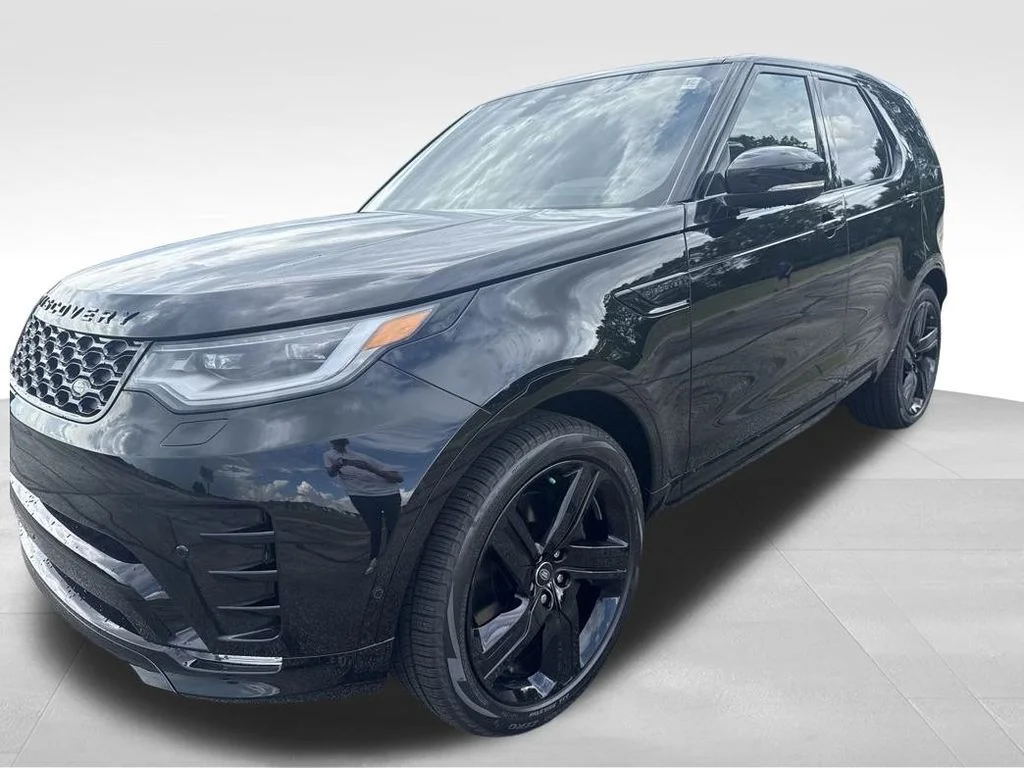 2025 Land Rover Discovery P360 Dynamic SE's photo