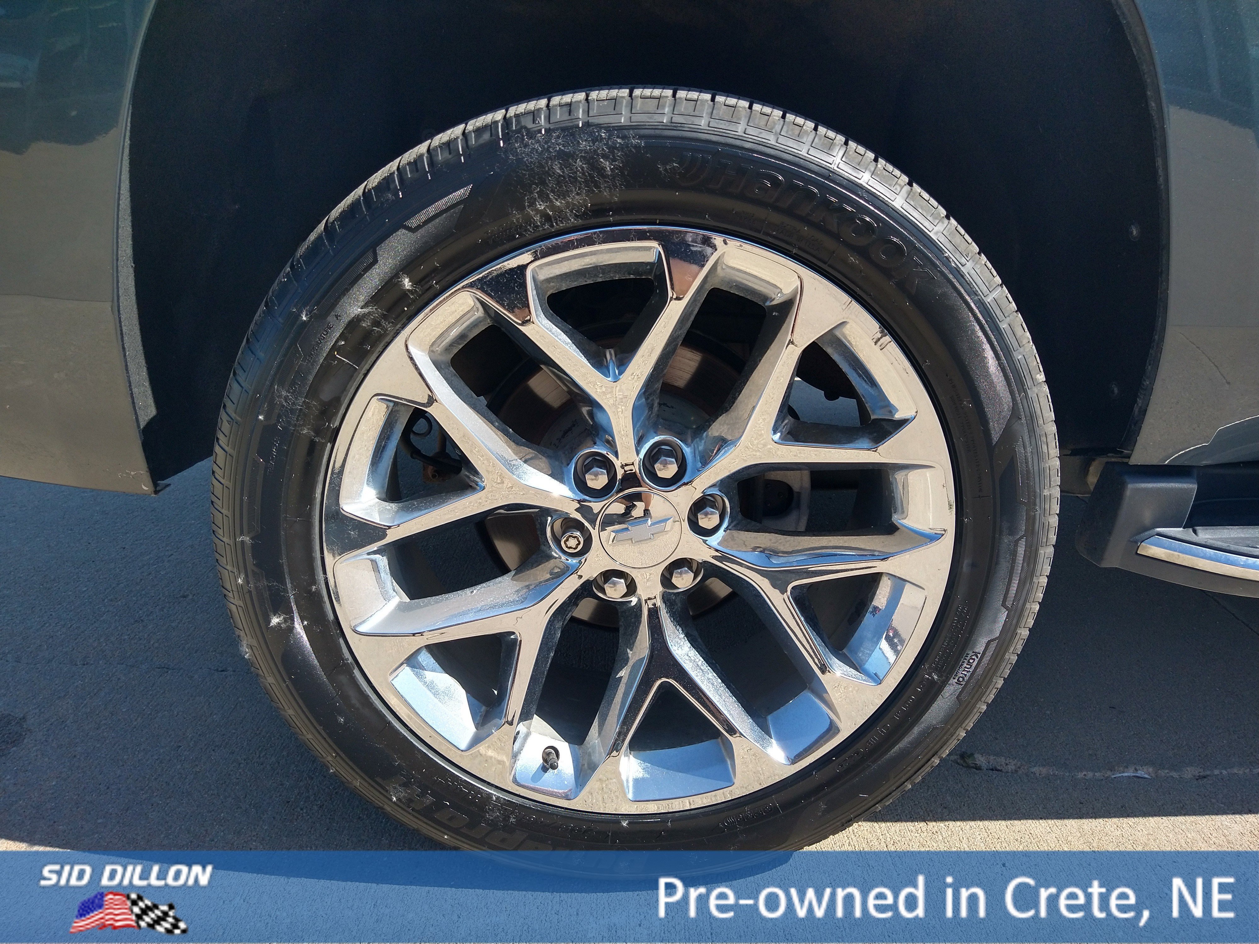 Used 2020 SHADOW GRAY METALLIC Chevrolet Premier image 14