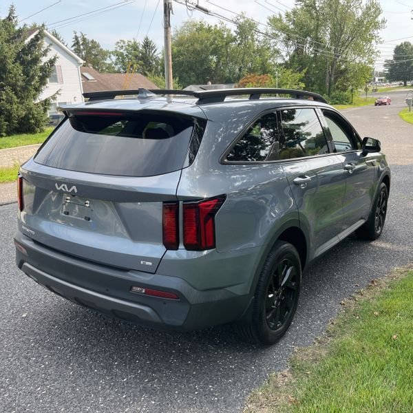 Used 2023 Silver Kia X-Line S image 3