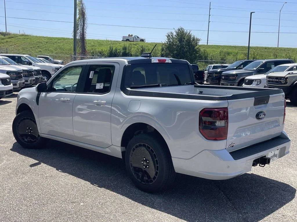 New 2026 White Ford Lobo Standard image 5