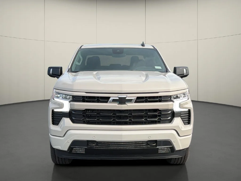 New 2026 White Sands Chevrolet RST image 2