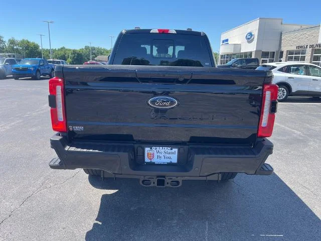 New 2026 Agate Black Metallic Ford F-250® Lariat® image 30