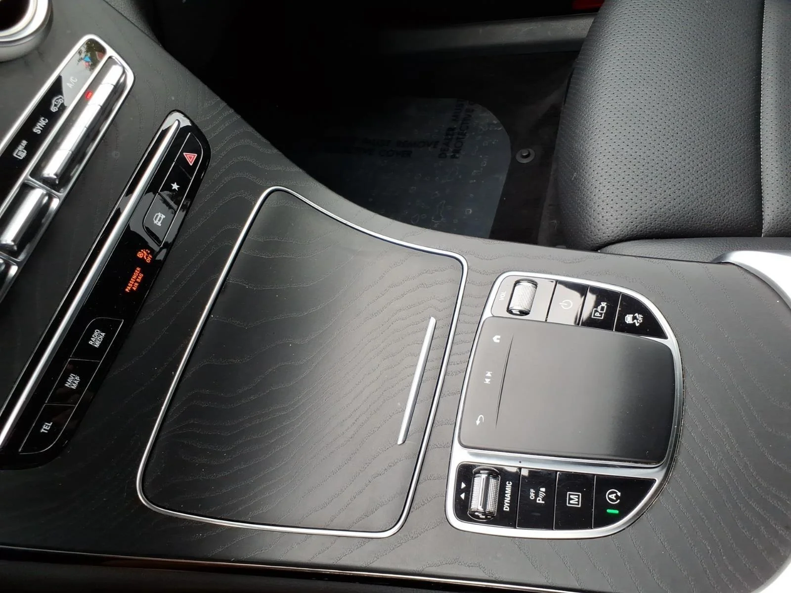 Used 2023 Black Mercedes-Benz GLC 300 image 22