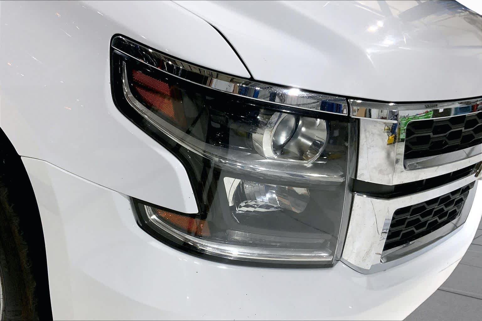 Used 2019 Summit White Chevrolet LT image 27